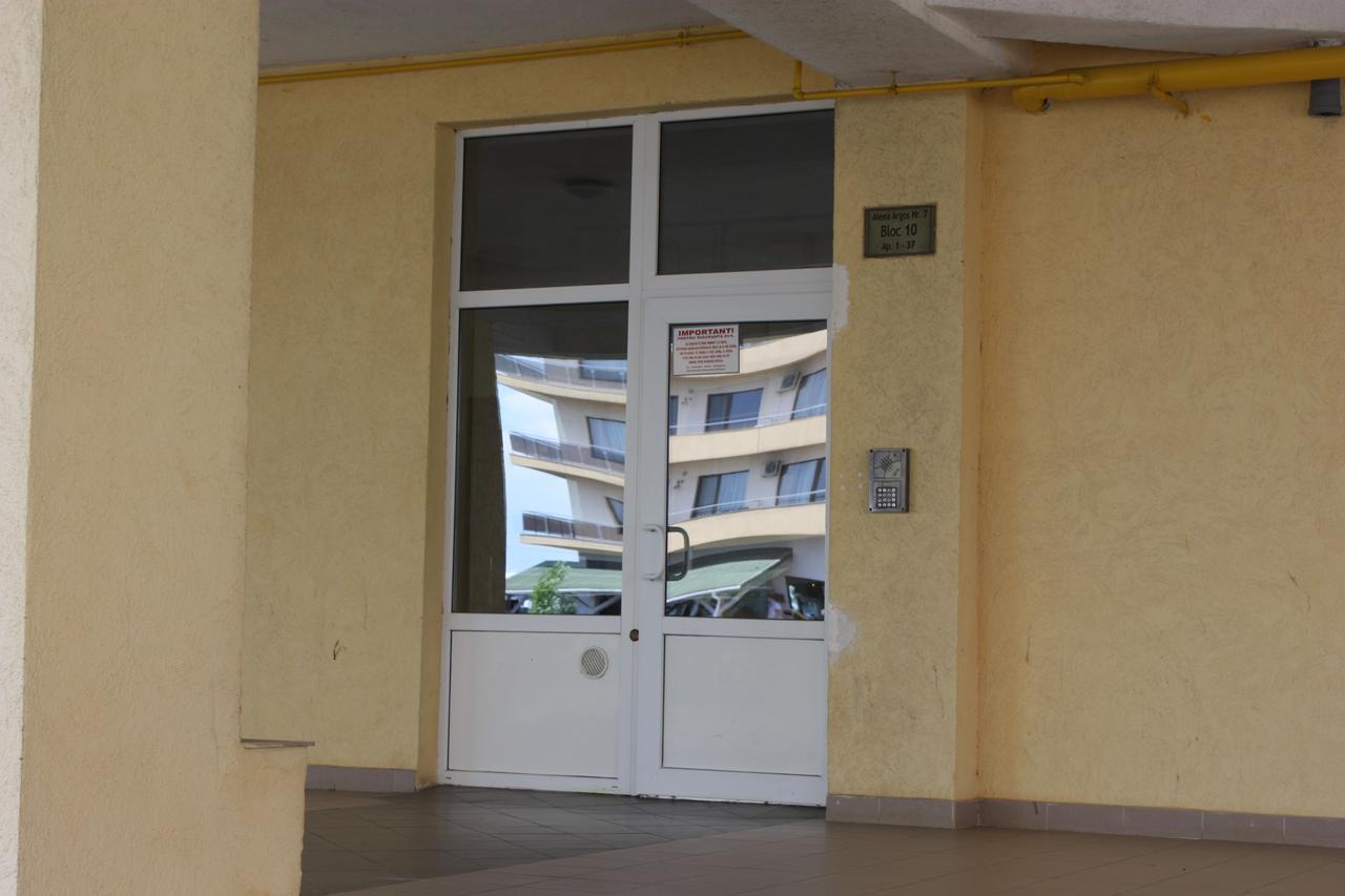 Apartament Summerland Mamaia Exterior foto